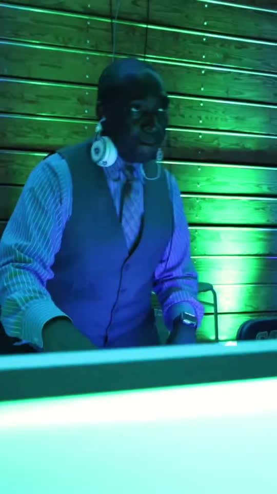 Homecoming with CO2 and a 360 video booth