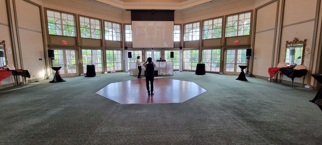 High school prom at Daniel Stowe Botanical Garden